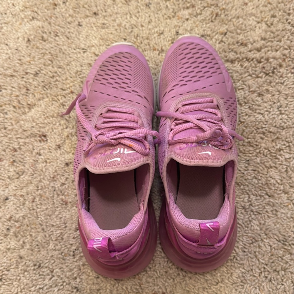 Nike 270 Shoes